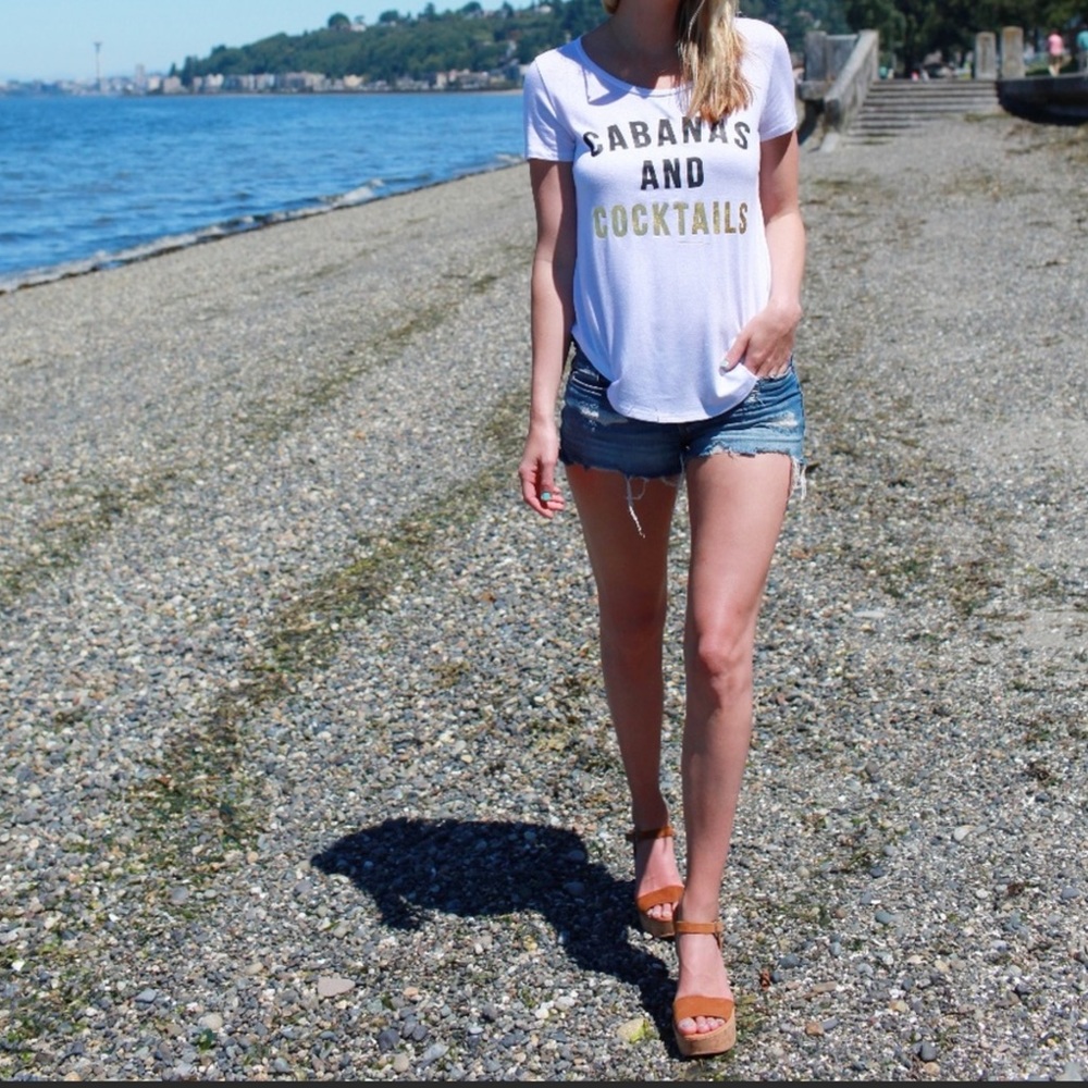 🌟SUPER SALE🌟 CABANAS AND COCKTAILS graphic tee - Picture 4 of 8